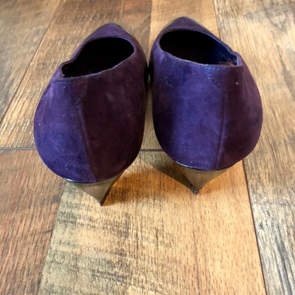 BALLY Purple Suede/Black Leather Kitten Heels - Picture 4 of 7